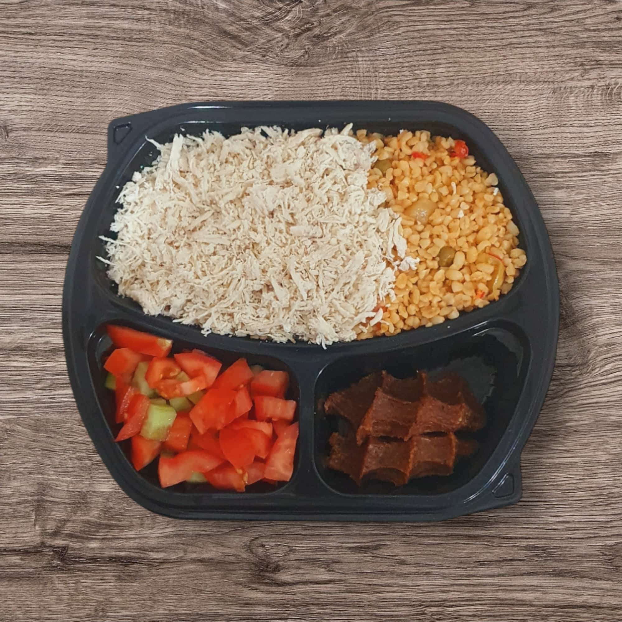 BULGUR PİLAVI ÜSTÜ TAVUK