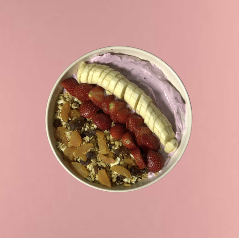 Meyveli Granola Bowl